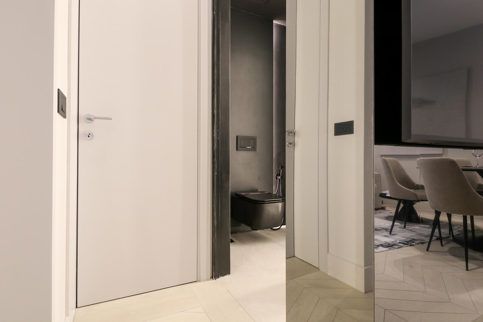 Design meets comfort meets functionality... Welcome to AZULIS